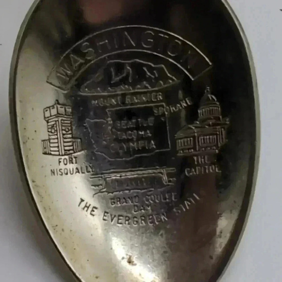 Vintage Washington State Souvenir Engraved Spoon Kitschy cool Seagull - Picture 4 of 5